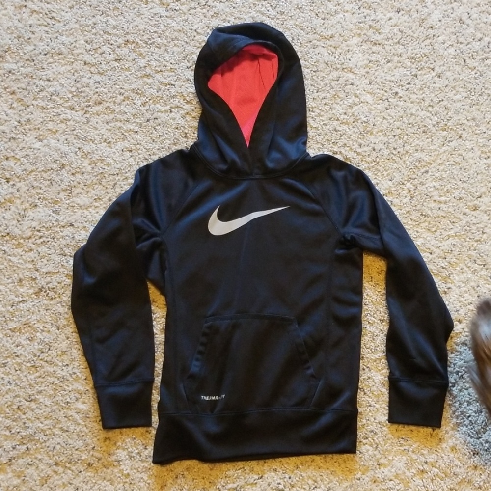 Nike therma-fit girls hoodie